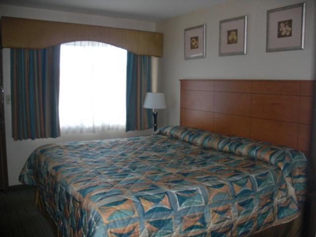 Farmingdale Express Inn - Wall חדר תמונה