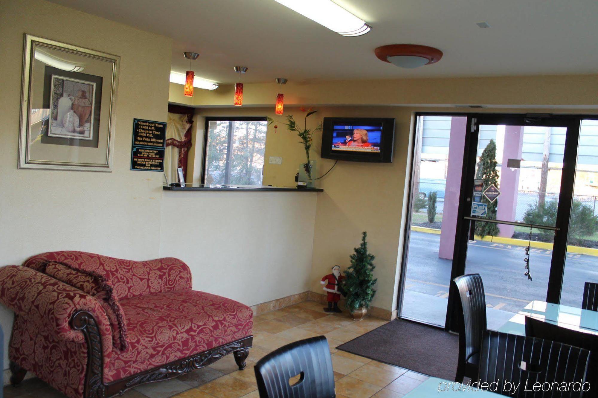 Farmingdale Express Inn - Wall מראה פנימי תמונה